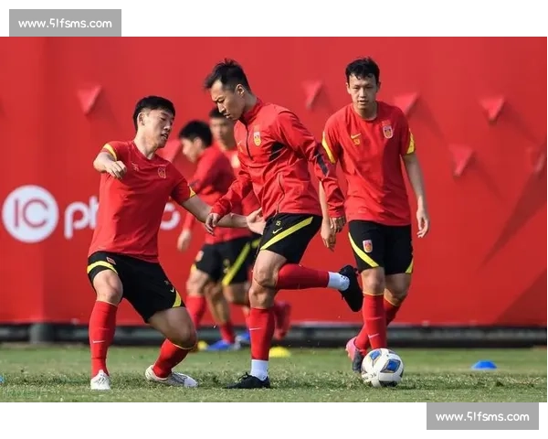 国足vs阿曼直播焦点战全程解析阵容看点与出线前景实时数据走势